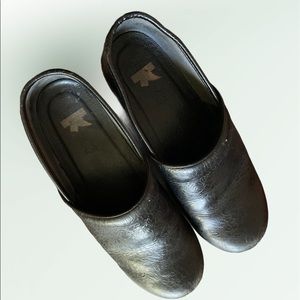 Dansco clogs